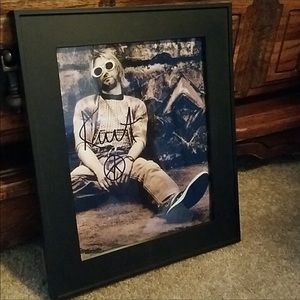 8x10 Kurt Cobain signed picture
